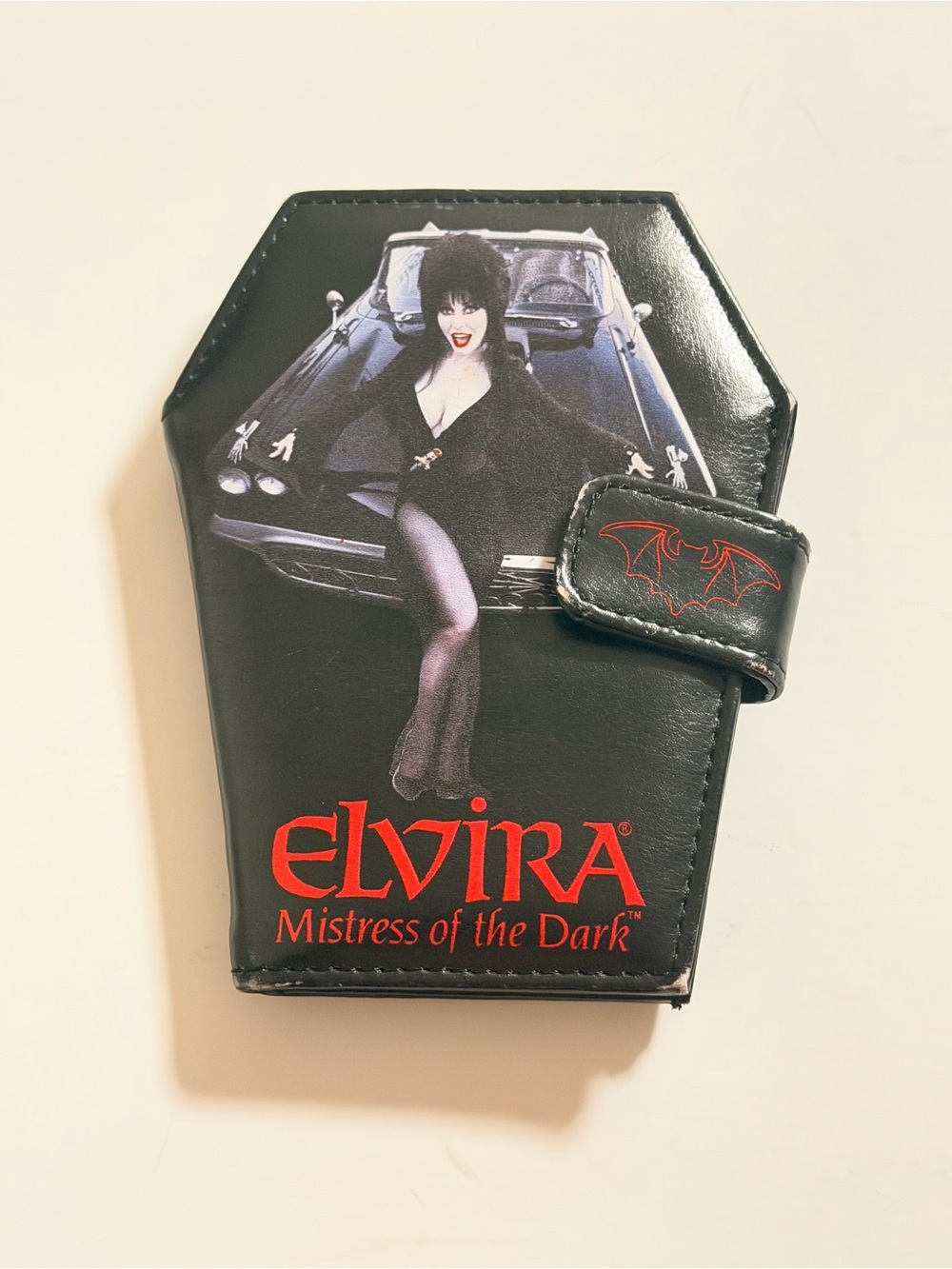 Elvira Mistress of the Dark coffin shaped fold wallet, faux leather 5.6"x4"